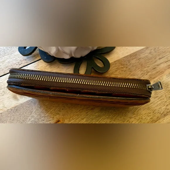 Patricia Nash Tan Embossed Floral Wallet - Picture 11 of 15